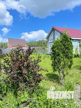 Дом 97м², 2-этажный, участок 11 сот.  