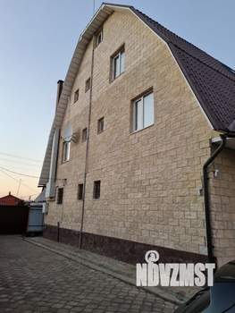 Коттедж 480м&sup2;, 3-этажный, участок 14 сот.  