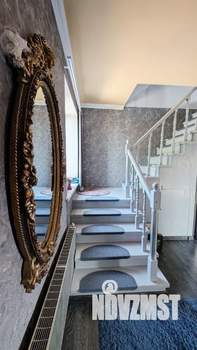 Дом 250м², 3-этажный, участок 10 сот.  