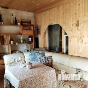 Дом 60м&sup2;, 2-этажный, участок 8 сот.  