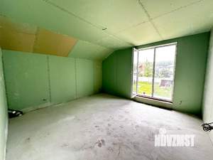 Дом 220м², 2-этажный, участок 15 сот.  