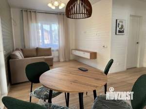 Дом 138м&sup2;, 2-этажный, участок 8 сот.  