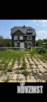 Дом 270м², 3-этажный, участок 7 сот.  