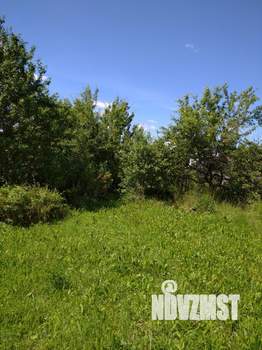 Дом 60м&sup2;, 2-этажный, участок 10 сот.  