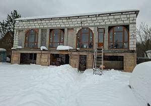 Дом 150м&sup2;, 2-этажный, участок 10 сот.  