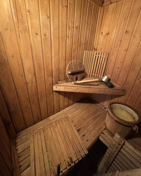 Дом 94м&sup2;, 2-этажный, участок 6 сот.  