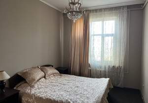 Дом 190м², 2-этажный, участок 10 сот.  