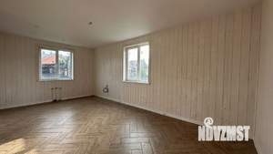 Дом 110м&sup2;, 2-этажный, участок 9 сот.  