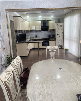 Дом 170м&sup2;, 2-этажный, участок 15 сот.  