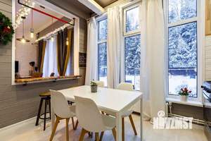 Дом 180м&sup2;, 2-этажный, участок 15 сот.  