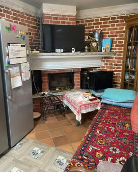 Дом 201м&sup2;, 2-этажный, участок 7 сот.  