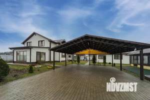Дом 230м², 2-этажный, участок 10 сот.  