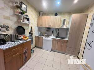 Дом 65м&sup2;, 2-этажный, участок 7 сот.  