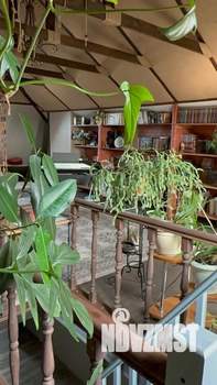 Дом 330м&sup2;, 3-этажный, участок 25 сот.  