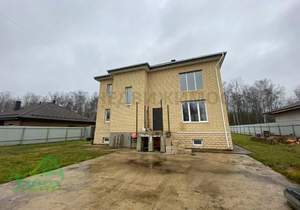 Дом 285м², 2-этажный, участок 15 сот.  