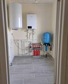 Дом 165м&sup2;, 2-этажный, участок 7 сот.  