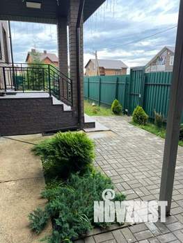 Коттедж 270м&sup2;, 3-этажный, участок 7 сот.  