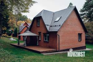 Дом 160м², 2-этажный, участок 12 сот.  