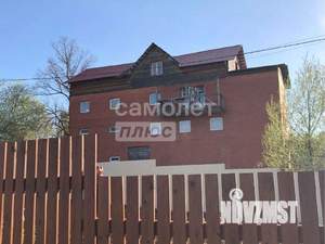 Дом 600м&sup2;, 3-этажный, участок 10 сот.  