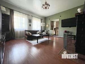 Дом 328м², 2-этажный, участок 11 сот.  