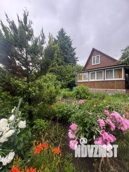 Дом 50м&sup2;, 2-этажный, участок 6 сот.  