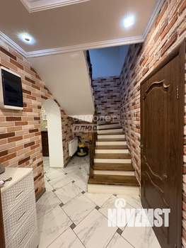 Дом 210м², 3-этажный, участок 5 сот.  
