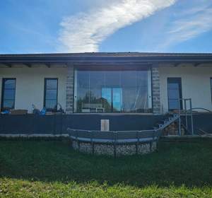 Дом 175м&sup2;, 1-этажный, участок 9 сот.  