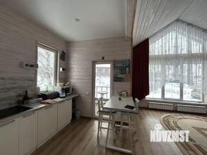 Дом 100м&sup2;, 1-этажный, участок 6 сот.  