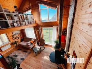 Дом 97м², 2-этажный, участок 11 сот.  