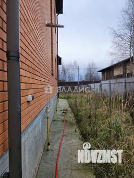 Дом 161м&sup2;, 3-этажный, участок 9 сот.  