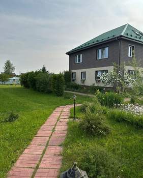 Дом 330м², 3-этажный, участок 25 сот.  