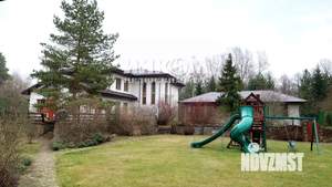 Дом 462м&sup2;, 2-этажный, участок 27 сот.  