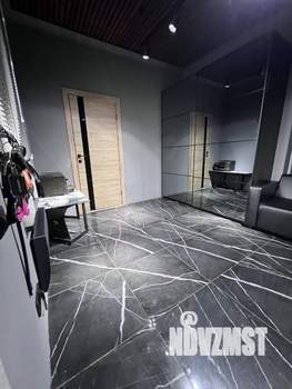 Дом 350м², 2-этажный, участок 12 сот.  