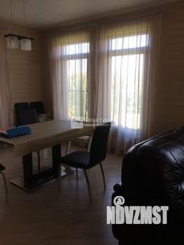 Дом 140м², 2-этажный, участок 18 сот.  
