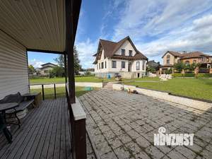 Дом 327м&sup2;, 3-этажный, участок 18 сот.  