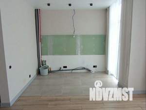 Дом 133м&sup2;, 2-этажный, участок 10 сот.  