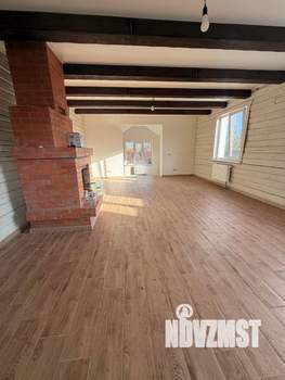 Дом 250м&sup2;, 3-этажный, участок 7 сот.  