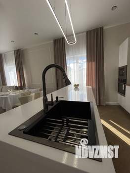 Дом 145м&sup2;, 1-этажный, участок 8 сот.  