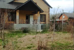 Дом 220м², 2-этажный, участок 10 сот.  