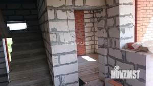 Дом 161м&sup2;, 3-этажный, участок 9 сот.  