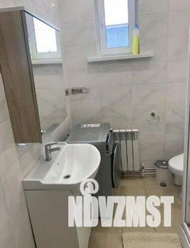 Дом 131м&sup2;, 2-этажный, участок 9 сот.  