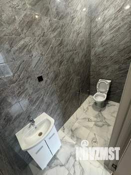 Дом 135м&sup2;, 1-этажный, участок 8 сот.  