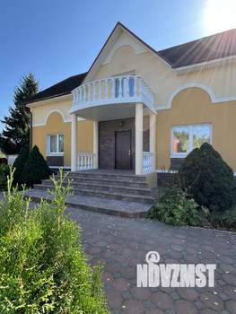 Коттедж 220м&sup2;, 3-этажный, участок 38 сот.  