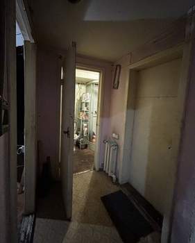 Дом 40м&sup2;, 2-этажный, участок 4 сот.  