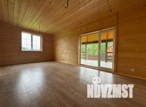 Дом 110м&sup2;, 2-этажный, участок 6 сот.  