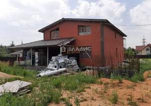 Дом 220м&sup2;, 2-этажный, участок 6 сот.  