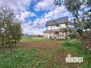 Дом 180м&sup2;, 3-этажный, участок 12 сот.  