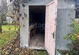 Дом 30м&sup2;, 2-этажный, участок 6 сот.  