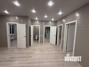 Дом 135м&sup2;, 1-этажный, участок 8 сот.  