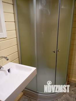 Дом 60м&sup2;, 2-этажный, участок 5 сот.  